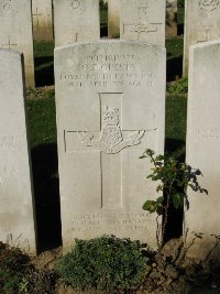 Houchin British Cemetery - Gresty, Oliver Edward