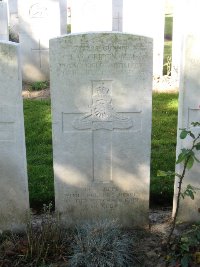 Houchin British Cemetery - Griffin, John William