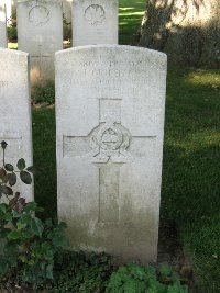 Houchin British Cemetery - Griffiths, J