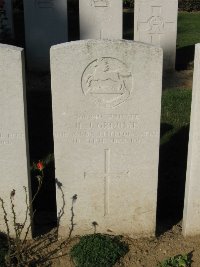 Houchin British Cemetery - Groome, H J