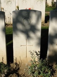 Houchin British Cemetery - Guest, S R