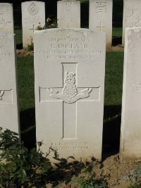 Houchin British Cemetery - Holland, Laurence