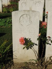 Houchin British Cemetery - Hopewell, H