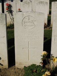 Houchin British Cemetery - James, John Benjamin