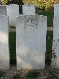 Houchin British Cemetery - Johnson, Albert