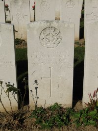 Houchin British Cemetery - Kindleysides, C F