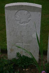 Houchin British Cemetery - Lasher, Stewart Washington