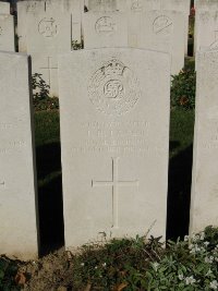 Houchin British Cemetery - Lawson, James Reid