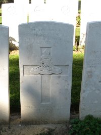 Houchin British Cemetery - Leaver, Harold