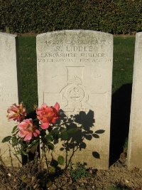 Houchin British Cemetery - Liddle, Robert