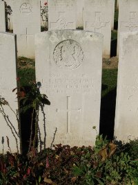 Houchin British Cemetery - Livingstone, F J