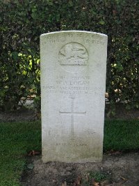 Houchin British Cemetery - Logan, William A.