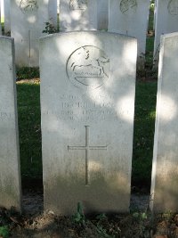 Houchin British Cemetery - Lyon, Brodie