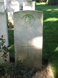 Houchin British Cemetery - Meir, John