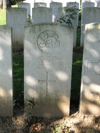 Houchin British Cemetery - Mitchell, Edward