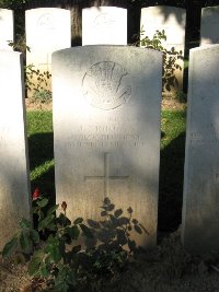 Houchin British Cemetery - Morgan, Iestyn