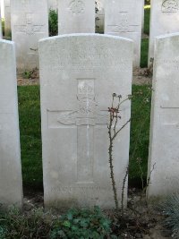 Houchin British Cemetery - Newton, John Henry