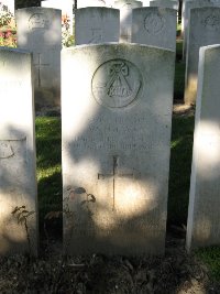 Houchin British Cemetery - Owen, W H