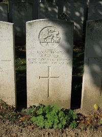 Houchin British Cemetery - Parker, Joseph