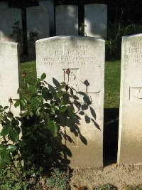 Houchin British Cemetery - Peach, Ernest Alfred