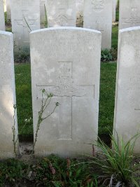 Houchin British Cemetery - Perry, G