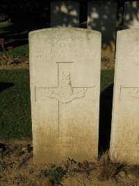 Houchin British Cemetery - Rigby, Norman