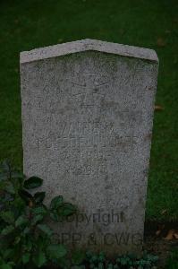 Houchin British Cemetery - Rossdeutscher, Wilhelm