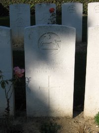 Houchin British Cemetery - Ruscoe, A