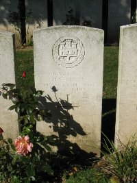 Houchin British Cemetery - Samples, H