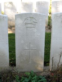 Houchin British Cemetery - Saunders, Albert John