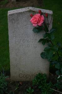 Houchin British Cemetery - Schmeller, Fritz