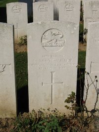 Houchin British Cemetery - Scott-Miller, E