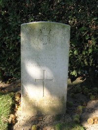 Houchin British Cemetery - Self, Harry Arthur