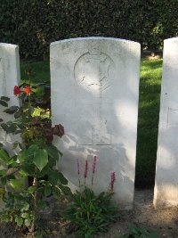 Houchin British Cemetery - Silver, F R