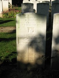 Houchin British Cemetery - Smith, B