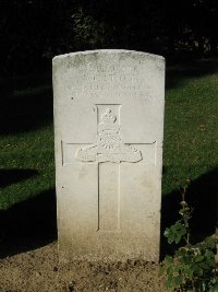 Houchin British Cemetery - Stott, Arthur Clifford