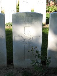 Houchin British Cemetery - Stretch, J