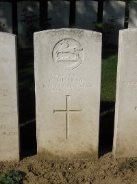 Houchin British Cemetery - Thompson, C