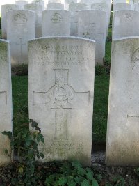 Houchin British Cemetery - Thornton, Thomas