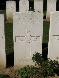 Houchin British Cemetery - Turvey, James