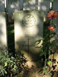 Houchin British Cemetery - Varney, W