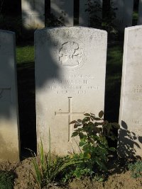 Houchin British Cemetery - Walsh, A J