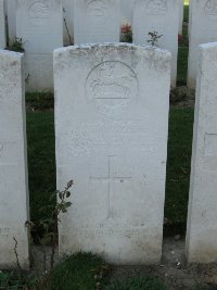 Houchin British Cemetery - Whitehead, H J