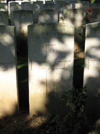 Houchin British Cemetery - Whittingham, Charles Edgar