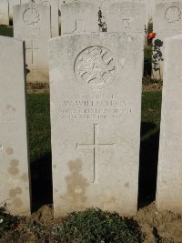 Houchin British Cemetery - Williamson, Wallace