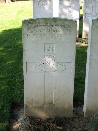 Houchin British Cemetery - Wilson, Norman