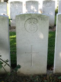 Houchin British Cemetery - Wood, W