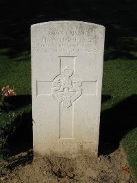 Houchin British Cemetery - Woodhead, Harry