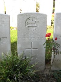 Houchin British Cemetery - Woolston, B