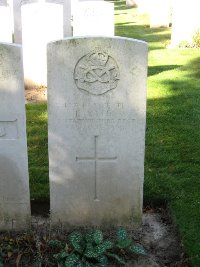 Houchin British Cemetery - Yates, E